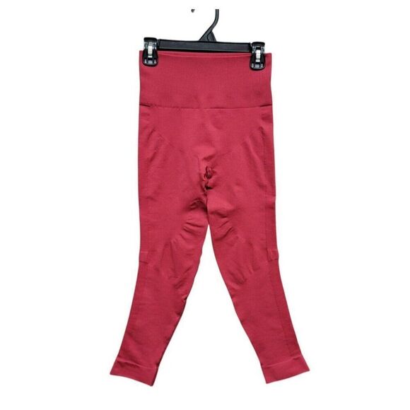 Lululemon Zone In Crop Size 6 Red‎ Seamless High Rise Yoga Leggings - Picture 3 of 16